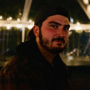 Meet your Posher, Adam